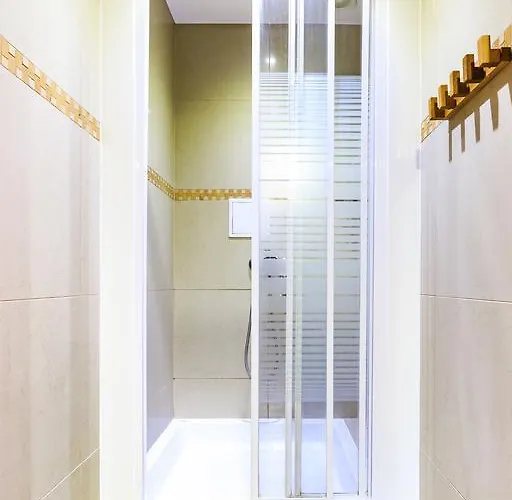 Cinema بيت شباب