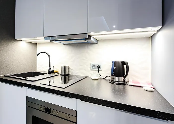 Cinema بيت شباب *