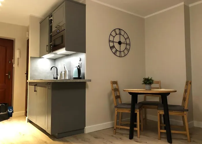 Cinema بيت شباب *